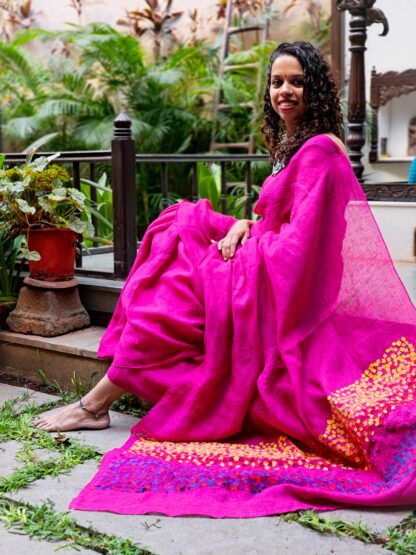 Calyz Pink Linen Saree with Collage Technique - Image 5